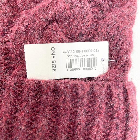 Old Navy Cabe Knit Beanie Hat Chunky Fall Winter Burgundy Cozy Winter Ski Snow - Picture 8 of 8